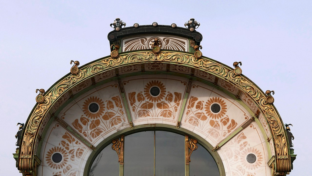 Karlsplatz_Otto_Wagner_Pavillon_02 (1).jpg